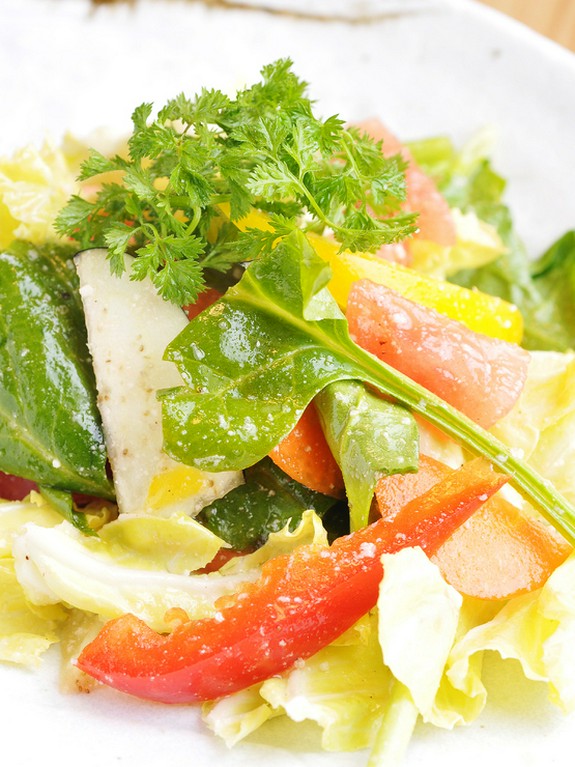 色鮮やかな旬の野菜には大地の恵みが凝縮。