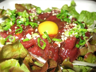 熊本産馬肉のユッケ