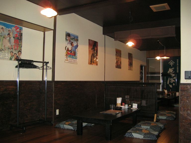 最大30名様収容可能な二階お座敷。