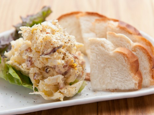 プランチャ風ポテトサラダ