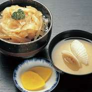 真いかのぶっかけ丼