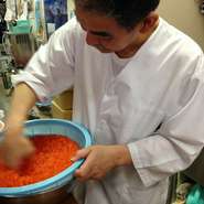 新鮮なものを美味しく！特に烏賊はその日獲れたものを使用！