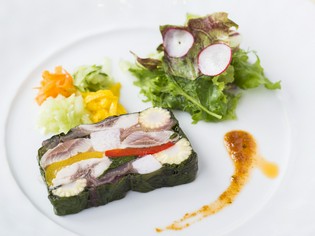 その日ごとに新鮮な旬の食材でつくる『前菜』