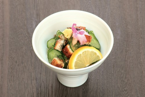 さっぱり酢のもの仕立てのうなぎメニュー『うざく』