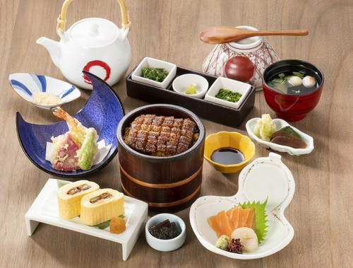 季節ごとに内容が変わるひつまぶし御膳