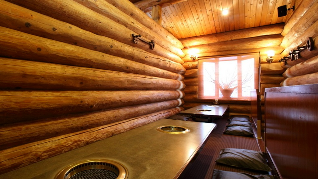 ゆっくりくつろげる個室もご用意!!（6名様～）