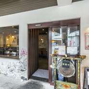 各種宴会なら飲み放題付きのコースがおすすめです。2750円、3520円、4000円コースにプラス1650円で90分飲み放題になります。