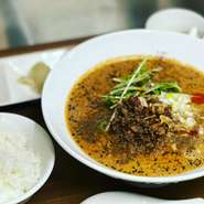 四川坦々麺定食