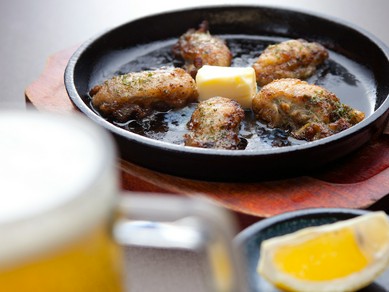 暑い夏に、『宮島地ビール』と小イワシ料理・カキ料理で乾杯！