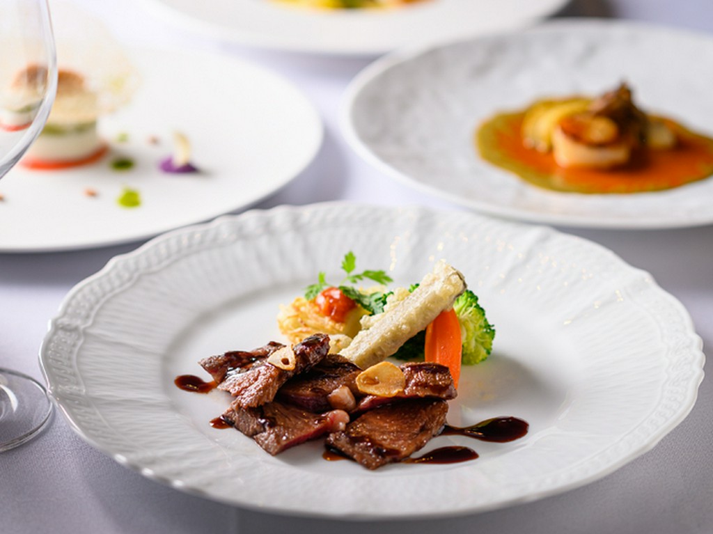 サファイアコース14400円