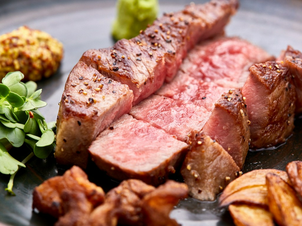 山城牛のサーロインステーキ