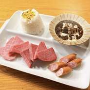 ⚫︎小さい焼肉
⚫︎ウインナー
⚫︎玉子スープ
⚫︎ふりかけ御飯