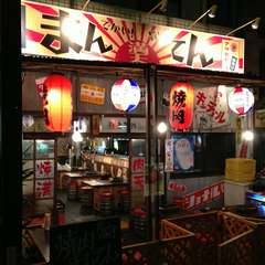 暖かい日に最高！開放的なテラス席でキンキンビールで乾杯！