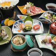 上階にあるお席は全て個室です。飲み放題付きのコースは5000円～。季節の食材を使ってお届け致します。お祝い会席もございますので、会社でのお祝いはじめ、ご家族でのお祝い事にもご利用ください。