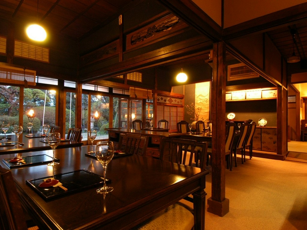 国の有形文化財に登録されている「小林邸」