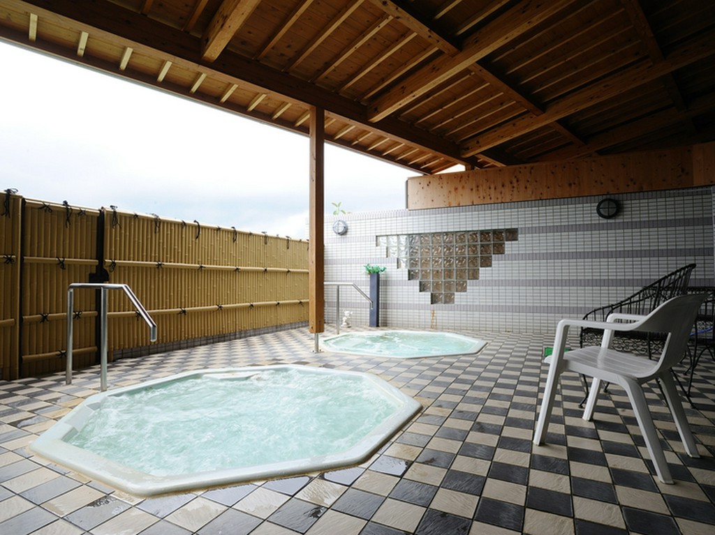 身も心も癒される、露天ジャグジー