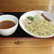 【大盛りは200円増】