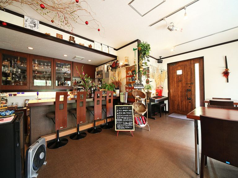 思わず見入ってしまう！　店内に飾られたこだわりの数々