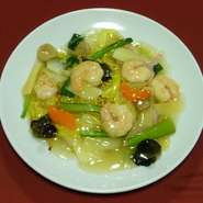 エビと野菜の塩味あんかけ焼きそば