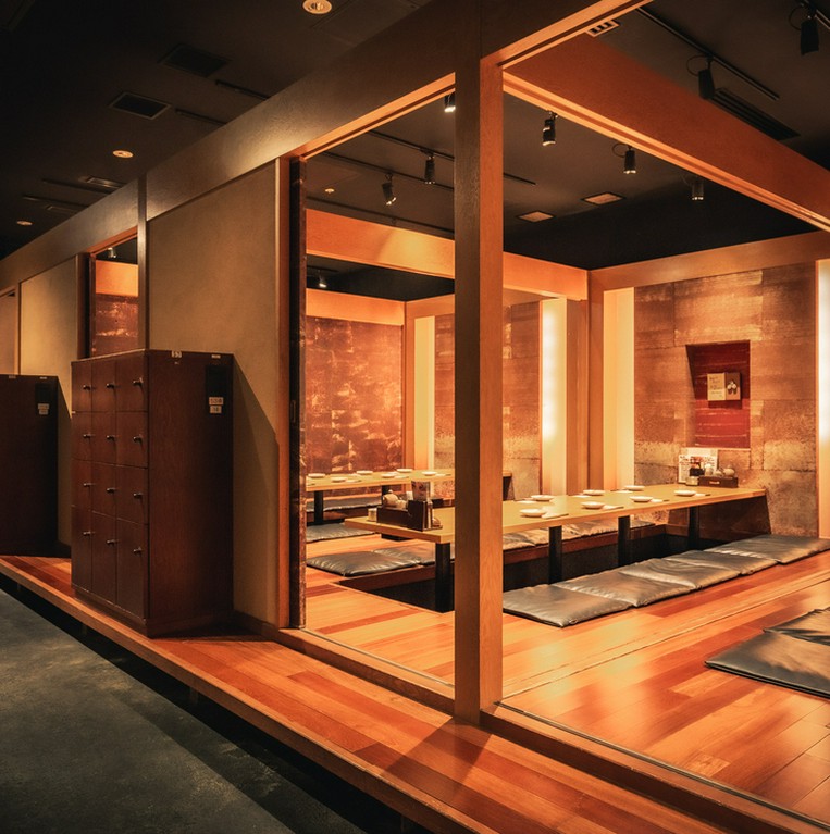 高岡駅直結！徒歩1分の好立地