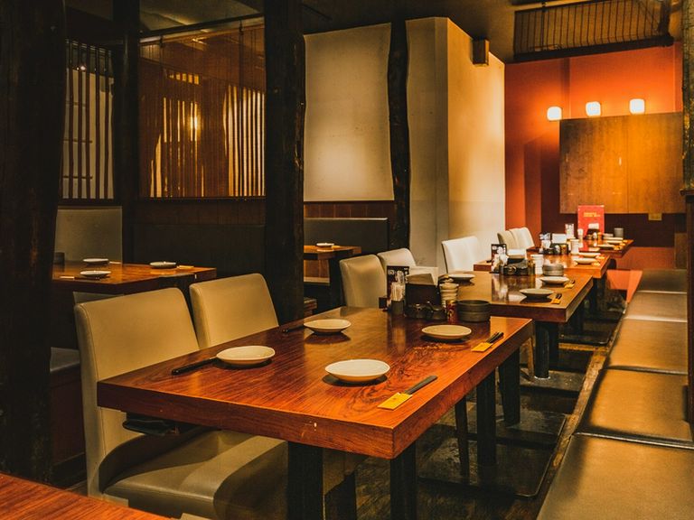 居心地満点の店内で日常を忘れて楽しんで！