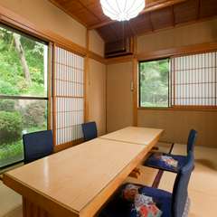 離れ（茶室）があります
