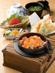 はらこめし定食＜釜めし・お刺身・味噌汁・香の物＞
