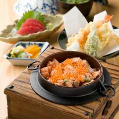 はらこめし定食＜釜めし・お刺身・味噌汁・香の物＞