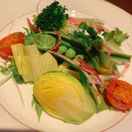 お料理コース一番人気！旬な味わいをリーズナブルに…
色々なシーンの会食に！