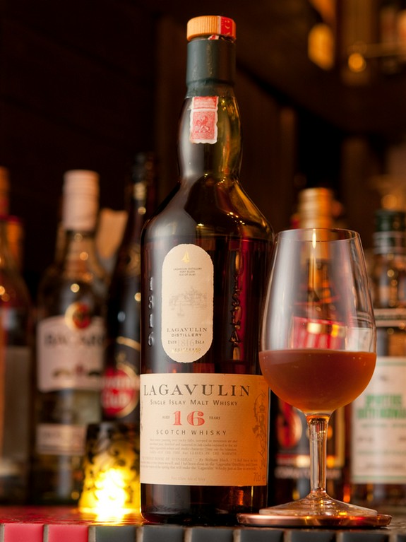 ラガーヴーリン16年