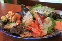 飛騨は富山県・石川県に近い為日本海の魚貝もと鮮度良くて美味しいです！