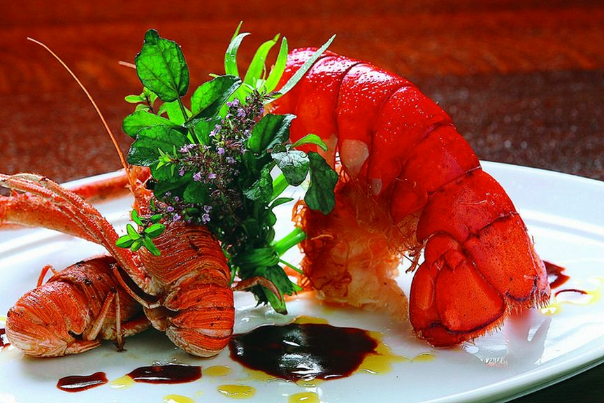 素材が新鮮だからこそできるシンプルかつ奥深い料理!!