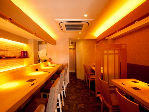 温かい雰囲気の店内