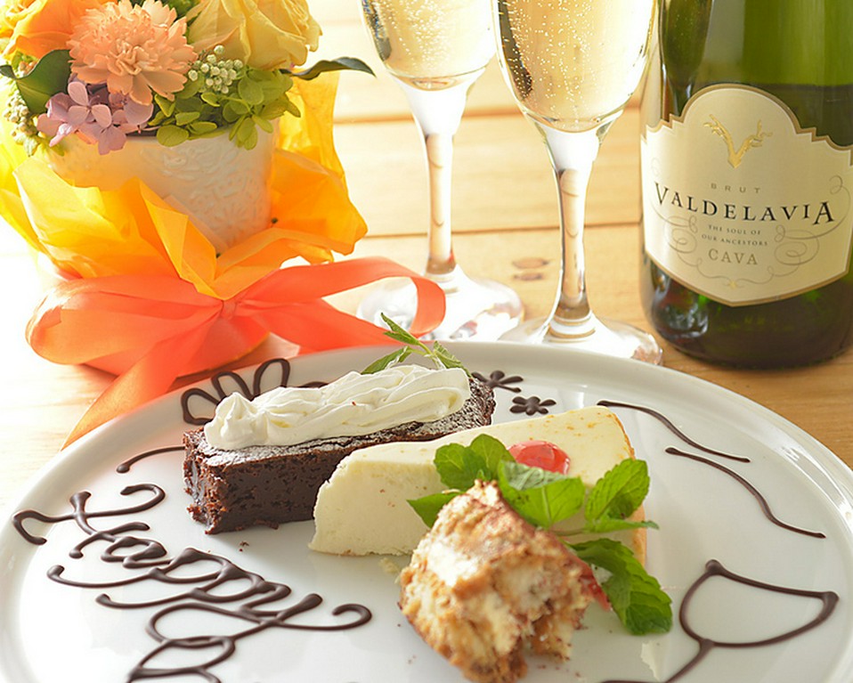 お誕生日会は【ワイン食堂ガブガブ】で！