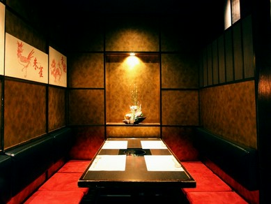 落ち着いた和の空間で、接待や宴会に利用したいお店です