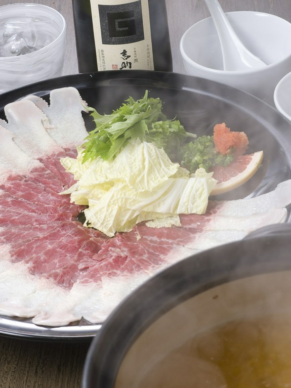 ご当地料理　『クジラしゃぶ』