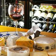 フランス産、イタリア産などの美味しい熟成チーズ各種を取り揃えています。