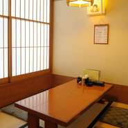 信州長野ならではの、ゆったりした時間の流れを感じながら、お座敷でのんびりとおそばをいただく。このお店でこそ味わえる贅沢です。