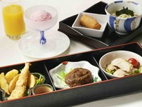小学６年生以下のお子様にご利用いただけます。(オレンジジュース付き)
