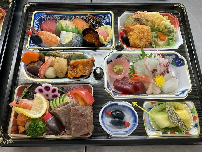 『法事料理』 320×350mm