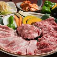 部位ごとに仕入れる国産のお肉は、料理長自慢の品ばかり