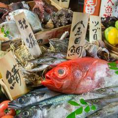 長浜で獲れた新鮮な魚と糸島産の野菜