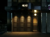 駅から徒歩1分。仕事帰りの一杯にもおすすめのお店です