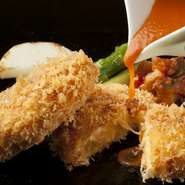 凝縮したカニの旨みが楽しめます
2018年越谷愛されグルメに認定され、
部門賞もいただいた一品です