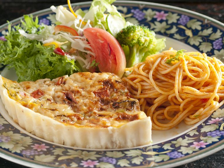 ランチタイムはお得な『ランチセット』