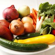 世界農業遺産に登録された能登・加賀野菜を使用しています