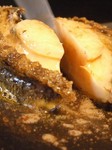 活けあわびを鉄板で焼く贅沢な一品。
肝のバターソテーと共に味わって下さい。
完全予約制！　2日前までに要予約！
