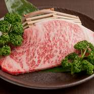 こちらのサイトに記載しているweb限定コースは店舗メニューブックには掲載しておりません。ご注文はweb予約もしくはお電話予約の際にお申し付けください。ご来店時にご注文される場合はスマートフォンなどの画面をスタッフにお見せいただきご注文ください。
※サービス料10％が別途加算されます。
※※クリスマス期間の2025年12月20日～25日は本コースの販売は有りません