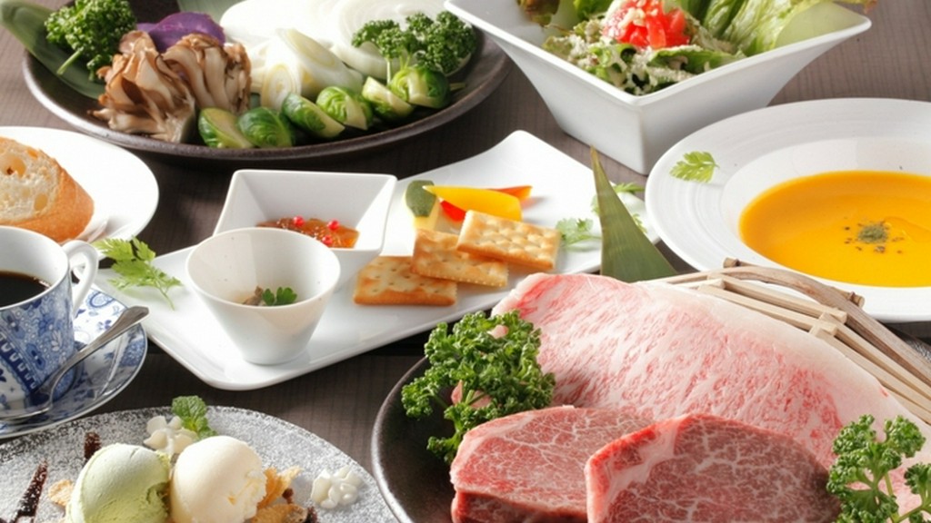 ★最高のお肉を彩る充実したコース料理も人気の一つ★