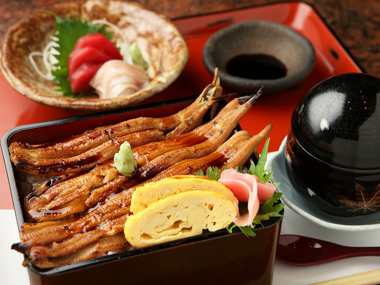 知多の夏には欠かせない! 地元名産の『穴子重』4月〜9月限定